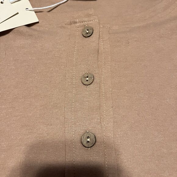 Dokotoo Waffel Knit Two Tone Henley Tunic Top Brown Tan Women's Size Medium NWT - Picture 8 of 15